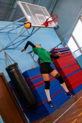Приглашаем на тренировки по волейболу в Калуге